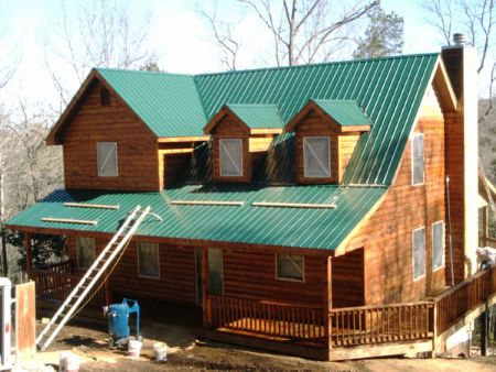 How Often Should You Re-Stain a Log Home in Georgia’s Humid Climate?